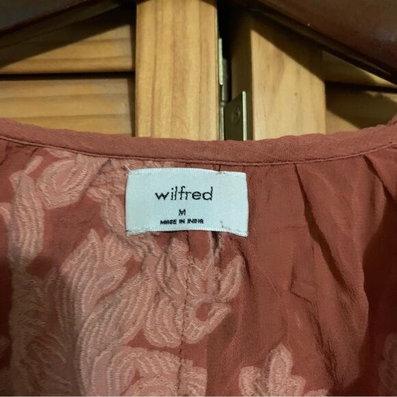 Wilfred ARITZIA Blouse Medium - Picture 3 of 5